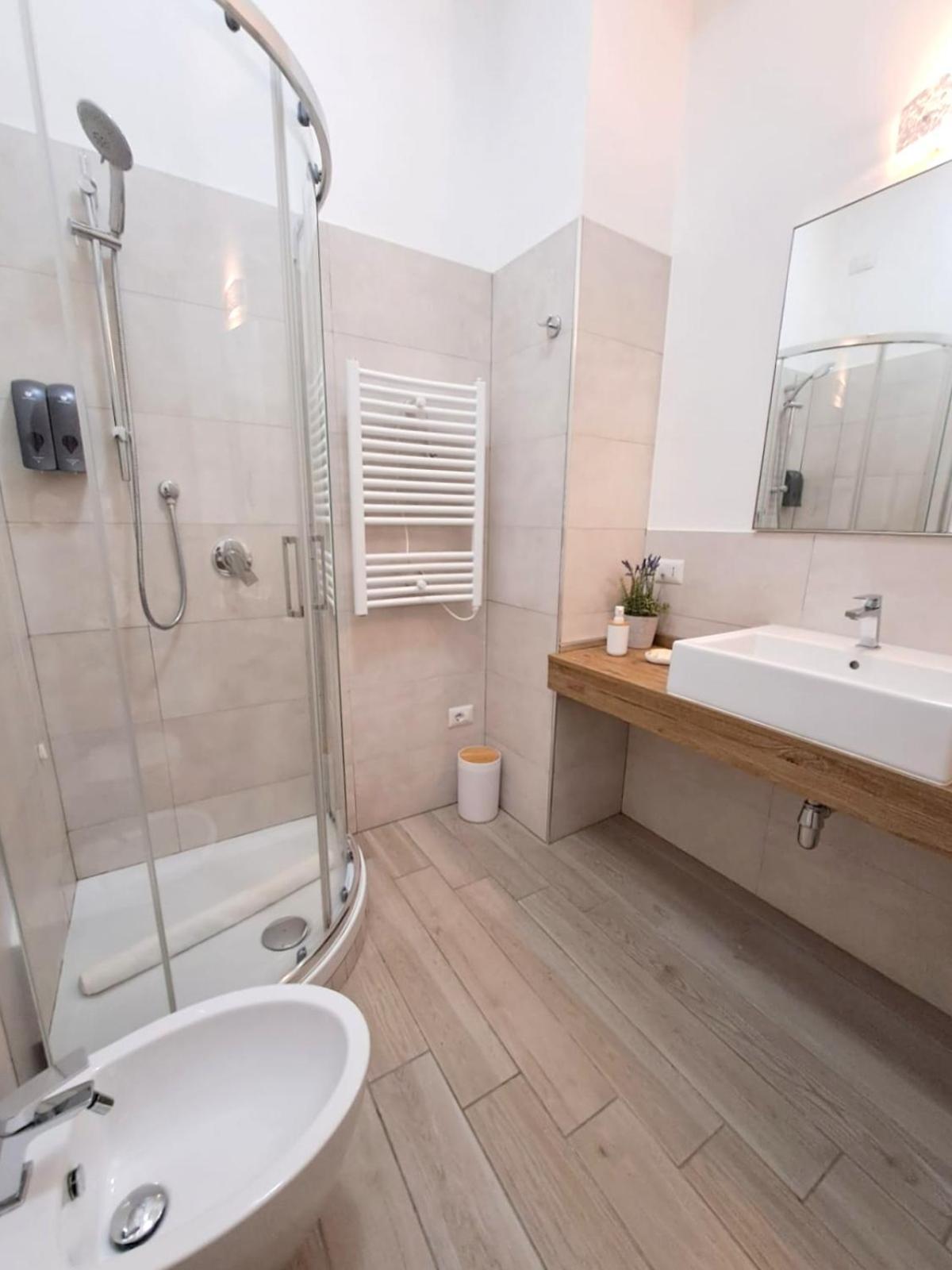 Ajana Rooms By Accomodo กาญารี ภายนอก รูปภาพ
