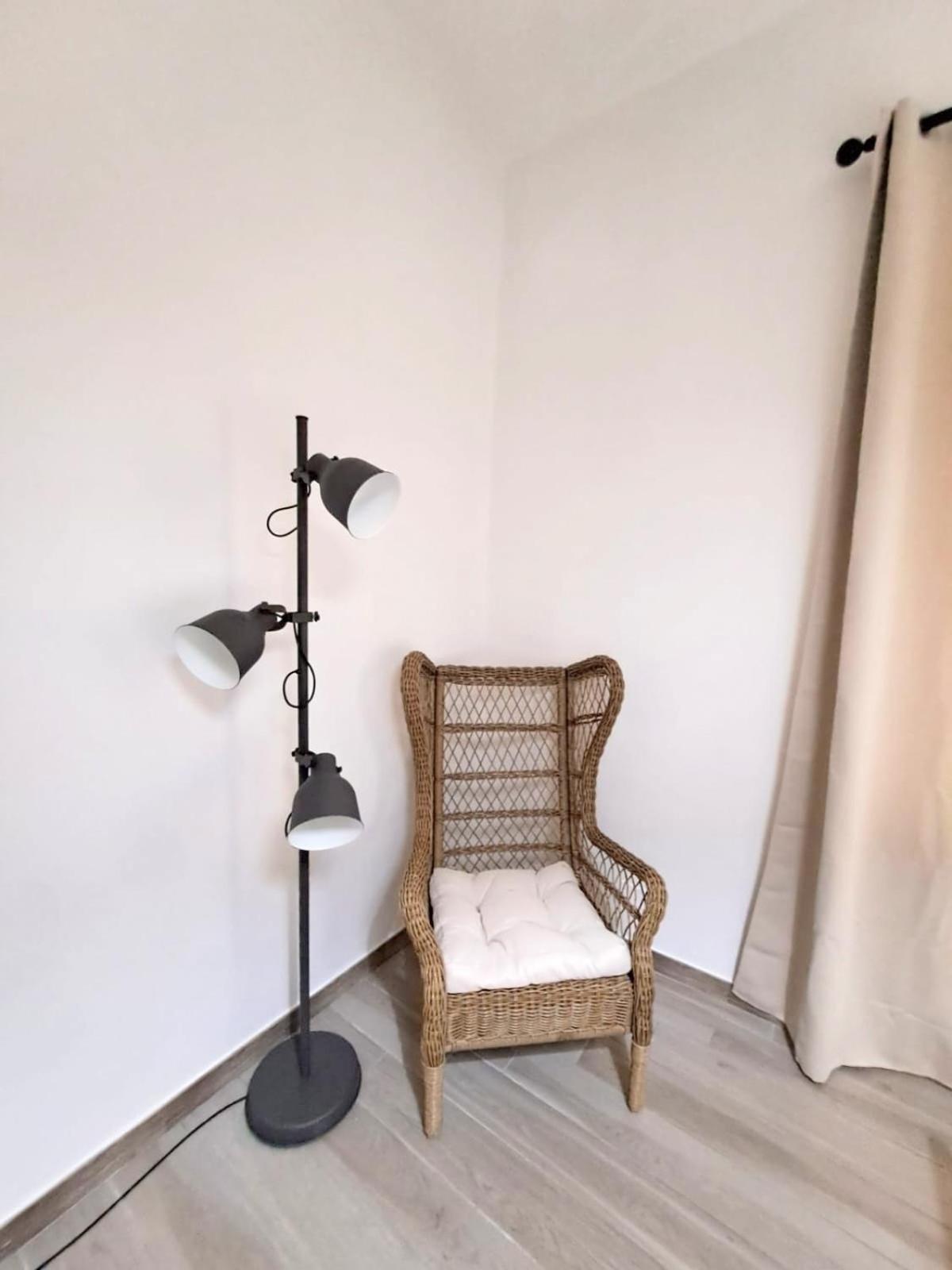 Ajana Rooms By Accomodo กาญารี ภายนอก รูปภาพ