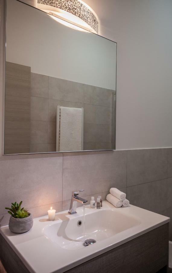 Ajana Rooms By Accomodo กาญารี ภายนอก รูปภาพ